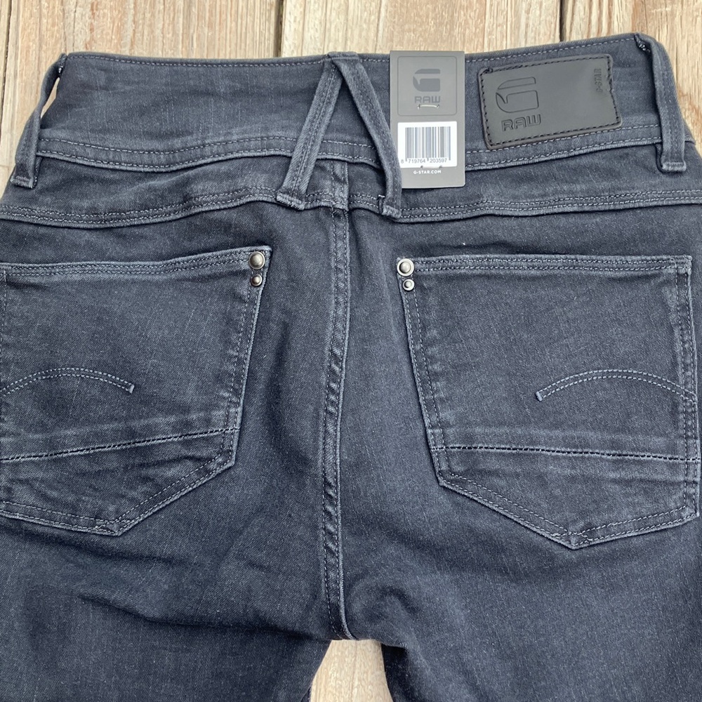 Slim Faded Black-Charcoal Gray Lynn Skinny Jeans — Stretch High-Rise Fit - Picture 4 of 7